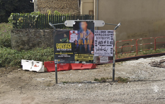 Panneau d'affichage libre